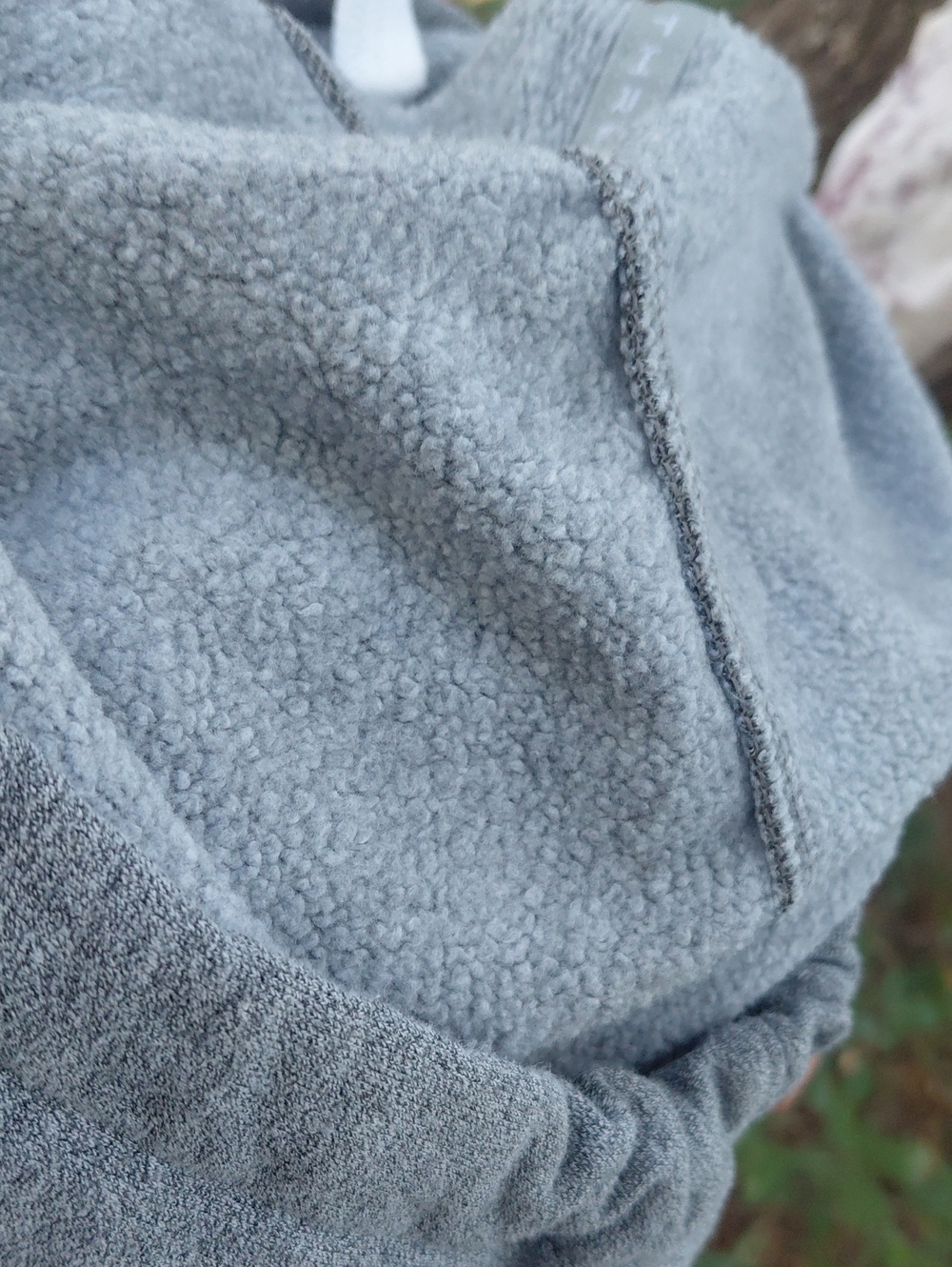 Under Armour Gray Hoodie Sweatshirt with White Accents - Picture 5 of 5